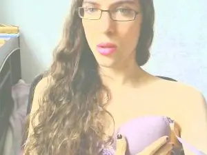 Cam4 Nude Webcam of MeigaSubmiss