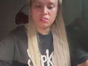 Cam4 Sex Chat of frierenhott