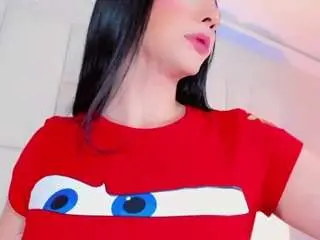 Camsoda Nude Webcam of emmajonees