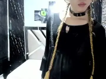 Chaturbate Adult Webcams of vivienne_hadid