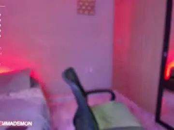 Chaturbate Live Porn of emma_demonn