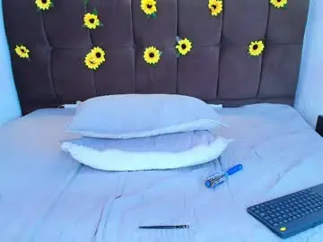 Chaturbate Live Sex of liiaa_sweett_