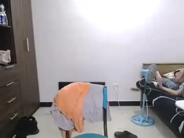 Chaturbate Adult Webcams of pia_alonzo30