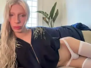 Chaturbate Sex Cam of hung_angel_xxl