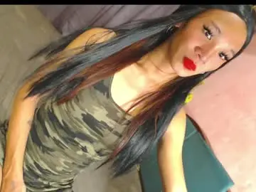 Chaturbate Live Porn of blackbarbie_jamie