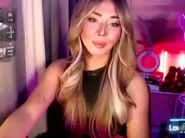 Chaturbate Live Sex Cam of kattiecurrent