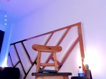 Chaturbate Best live sex cam show of aron_cruz12