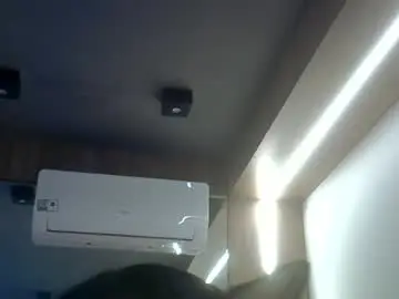 Chaturbate Live Sex Cam of skinnykittencam