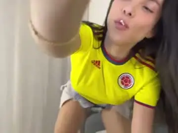 Chaturbate Live Sex of angelturned01