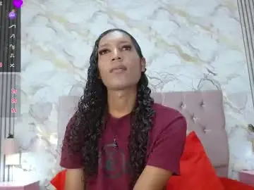 Chaturbate Nude Webcam of mia_hiills