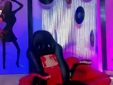 Chaturbate Live Sex Cam of _nickyminach