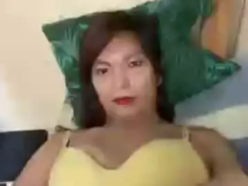 Chaturbate Sex Chat of miamoore_hugecock