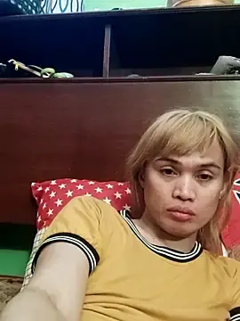 Stripchat Adult Webcam of QueenSoreal