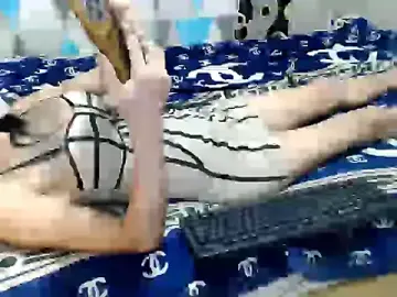 Stripchat Sex Chat of Trish_CurveCock
