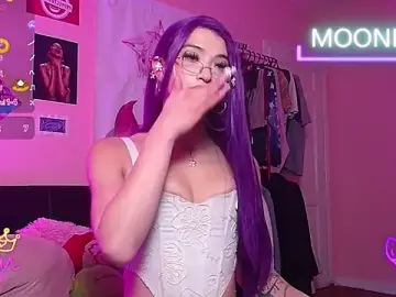 Stripchat Adult Webcams of moonfiredancer