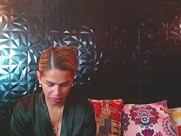 Stripchat Free Porn Cam of PINK__LOLA1