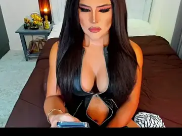 Stripchat Live Sex Cam of MissTyraxx