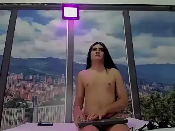Stripchat Live Sex Cam of emmascarl