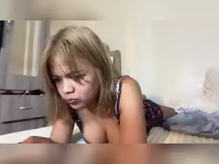 Xlovecam Live Porn of YourBestGirlX