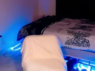 Xlovecam Watch Live Sex Cams of SquirterTs